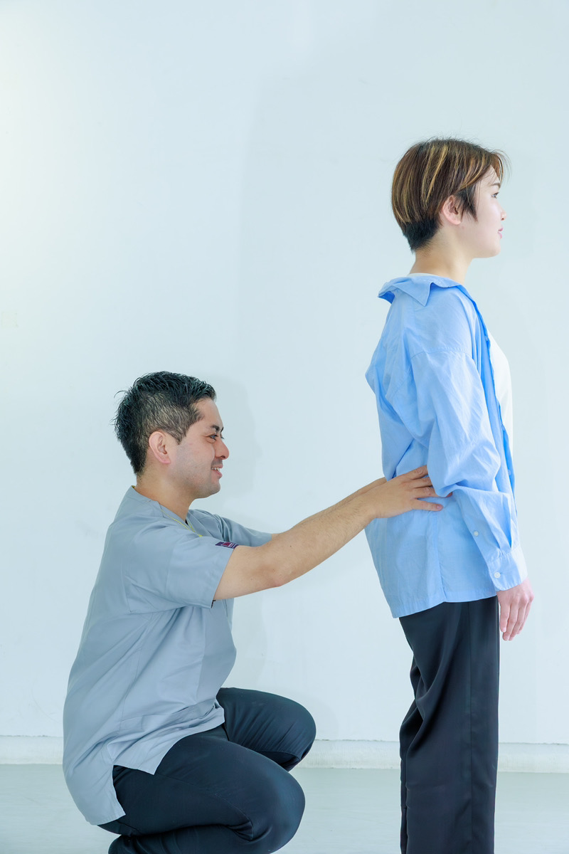 姿勢の矯正で美しいラインを